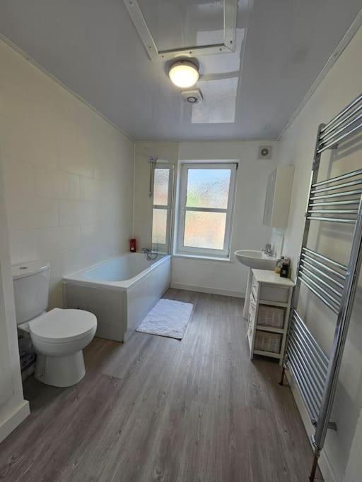 Convenient 3 Bed, Pr1 Near Uclan N Train Station Villa Preston  Ngoại thất bức ảnh